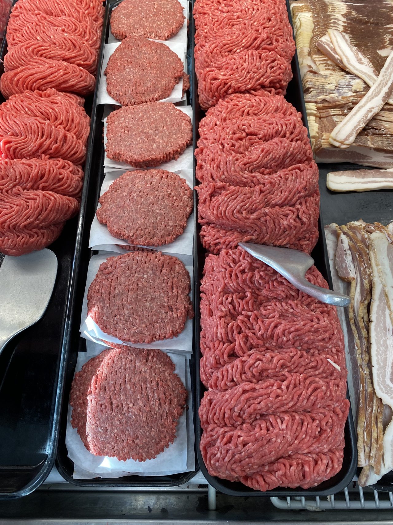 Fine Meats & Sausages Stoddard's Meat Market & Catering Cottage